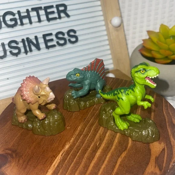 Lot Figurines Jurassic World – Collection Dinosaures – Occasion